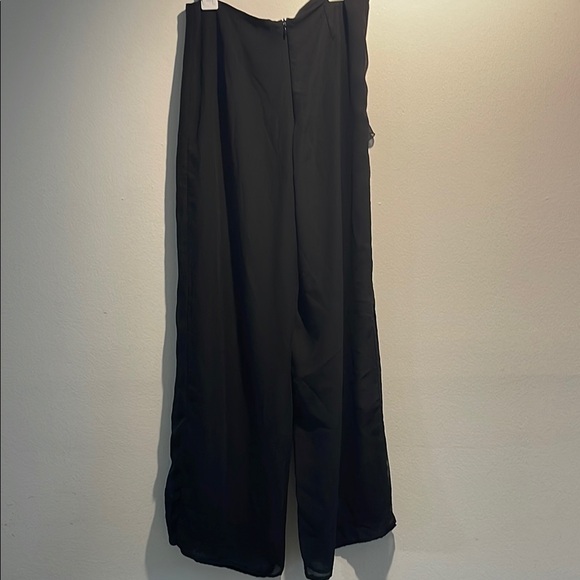 Black Wide Leg Pants with Asymmetrical Wrap Style Size Medium 6-8 - Picture 2 of 5